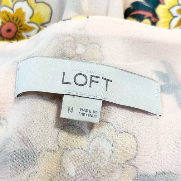 Loft Short Sleeve Peach Floral Blouse Size M - Picture 6 of 7